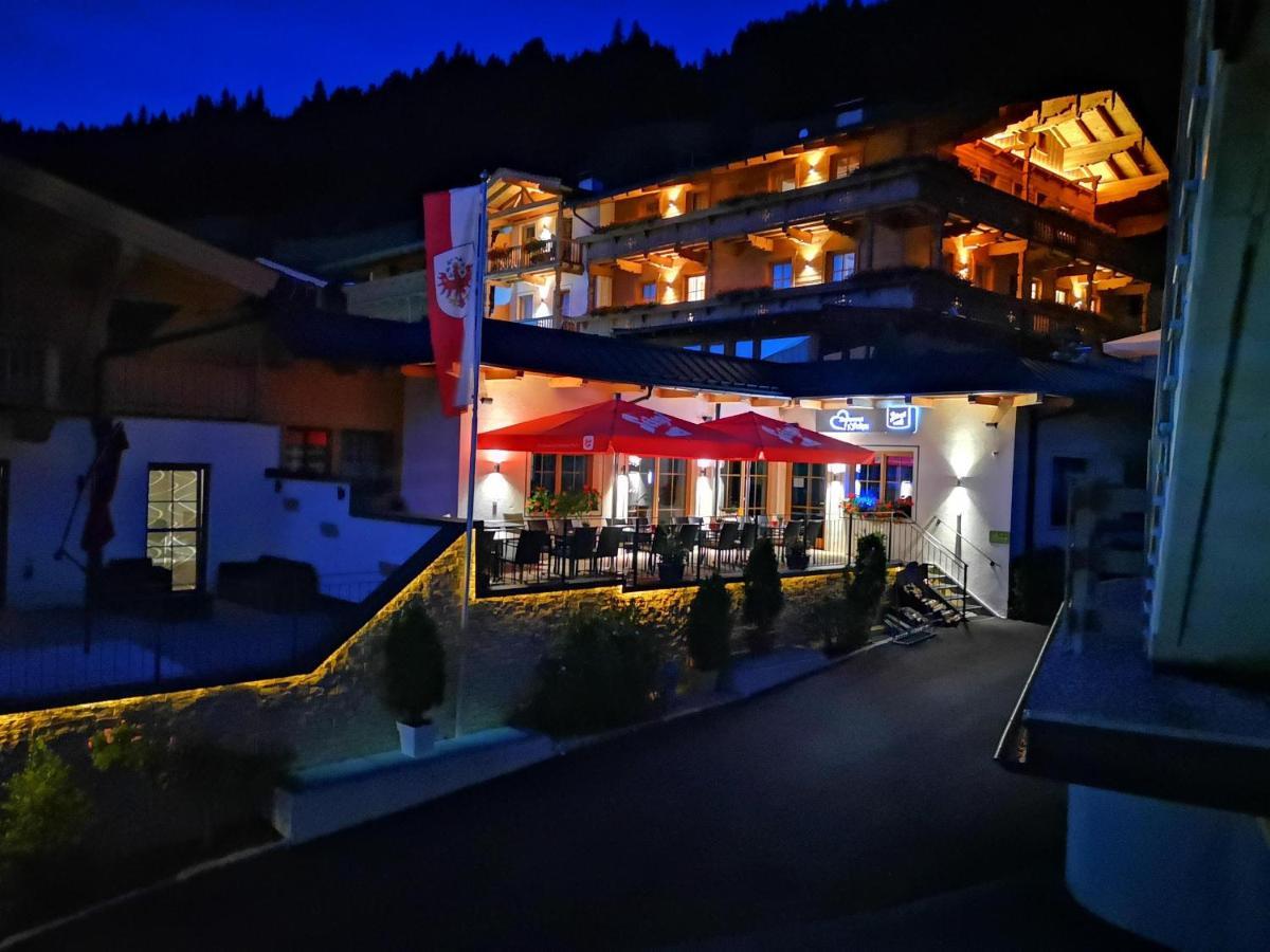 Hotel Aschauer Hof Z'Fritzn Кирхберг ин Тирол Екстериор снимка