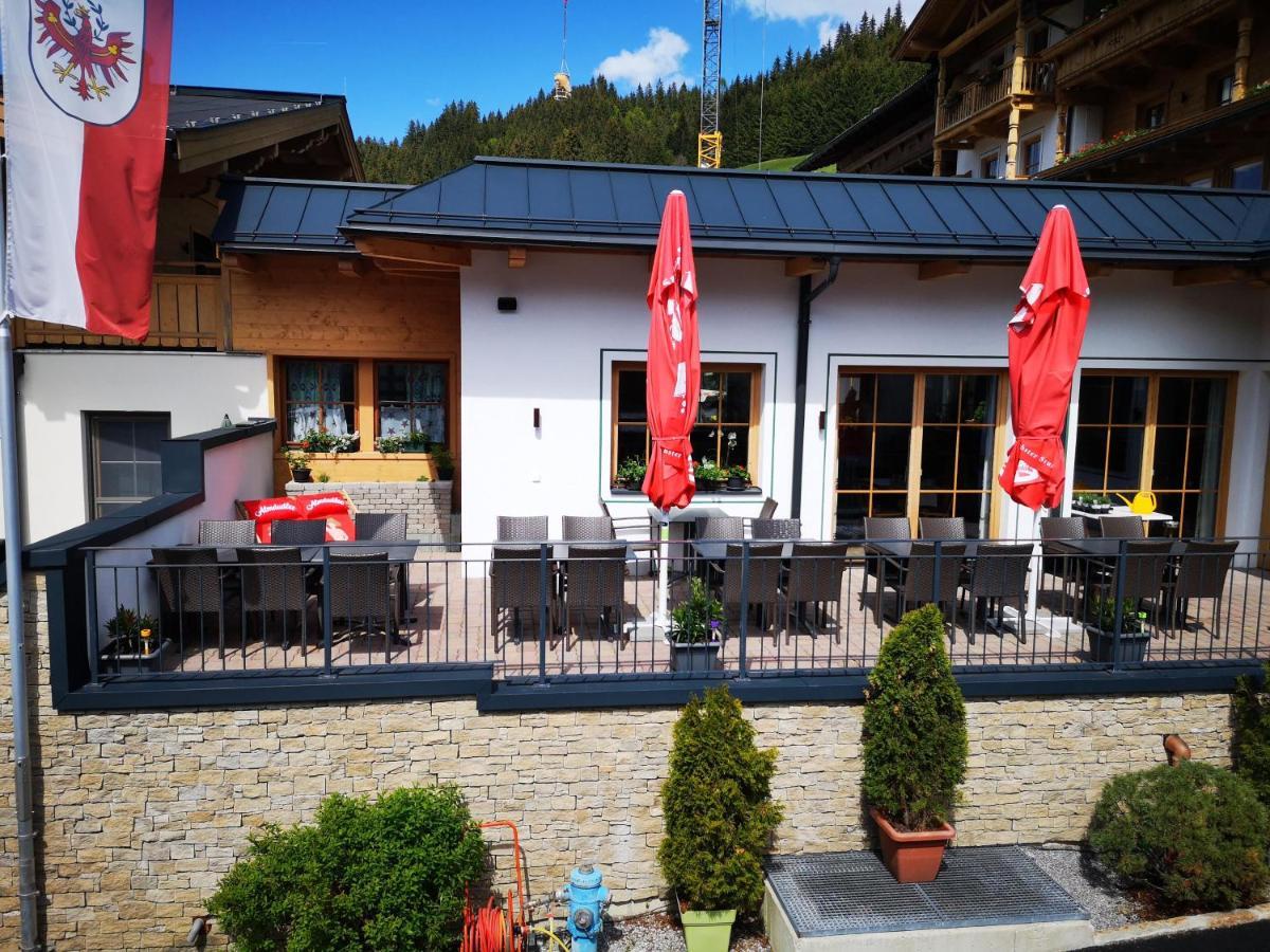 Hotel Aschauer Hof Z'Fritzn Кирхберг ин Тирол Екстериор снимка